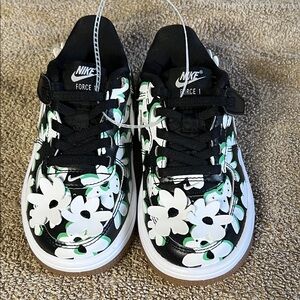 Nike Kids Black and White Floral Sneakers